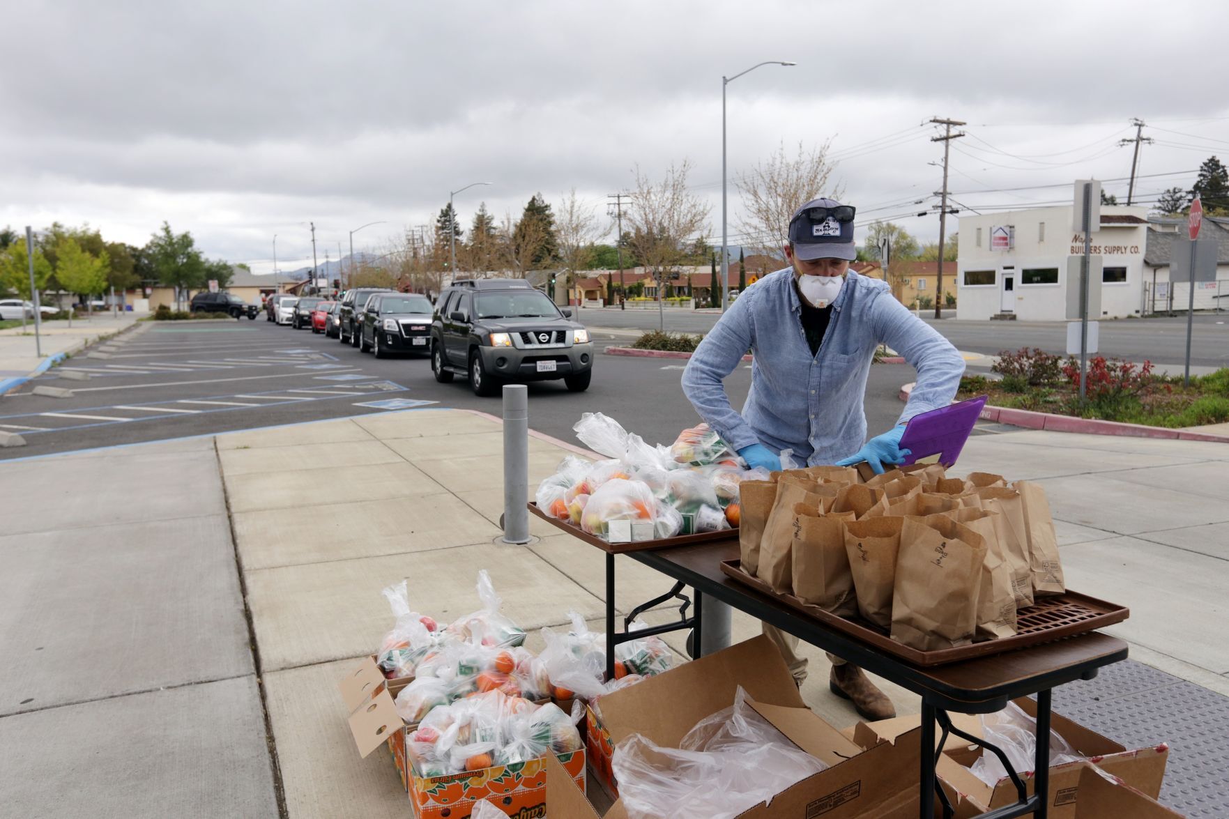 Grab-and-go school lunches in Napa